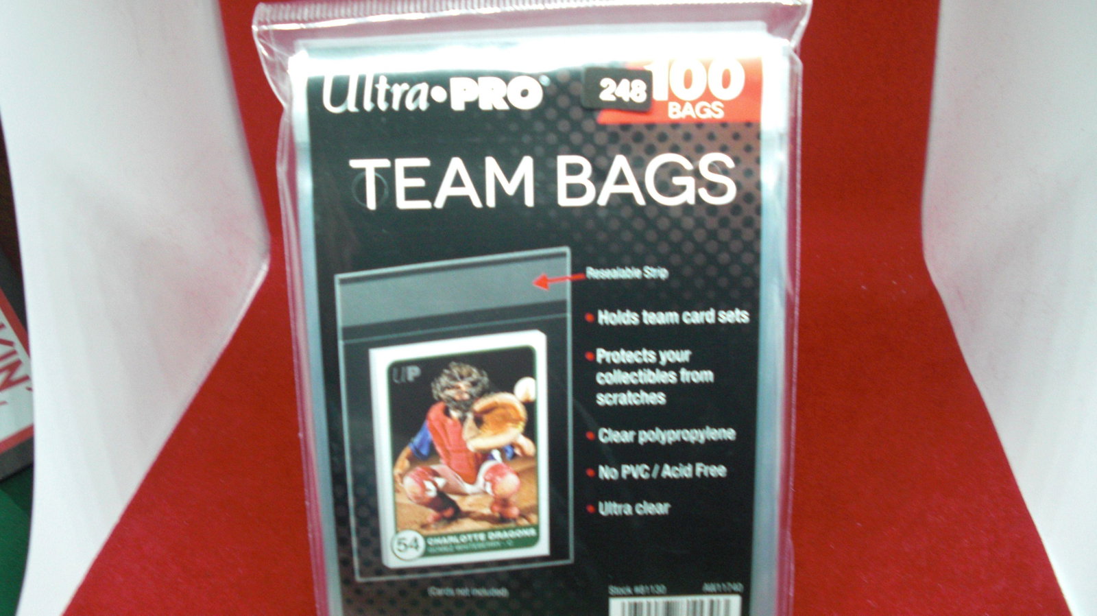 lot of 100 team bags unopened: unopened