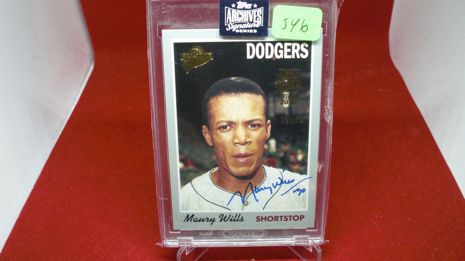 maury wills signature #08/22 (1 of 1)