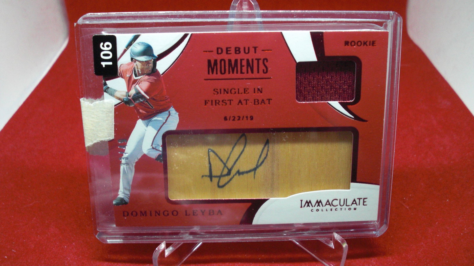 domingo leyba jersey signature bat card #33/49: in top loader