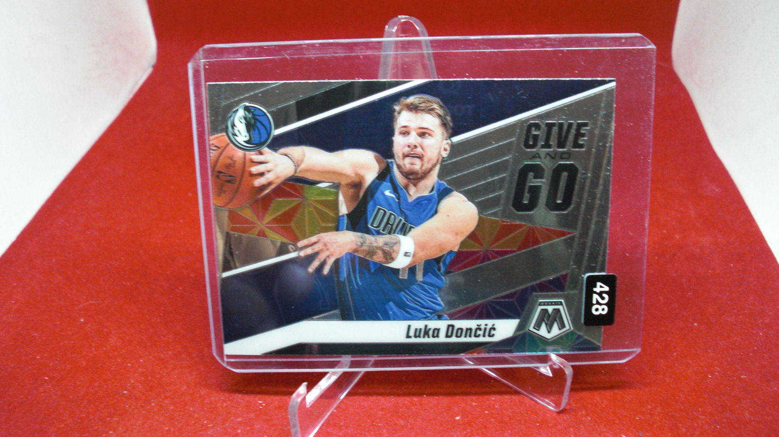 luka doncic give and go (1 of 1)