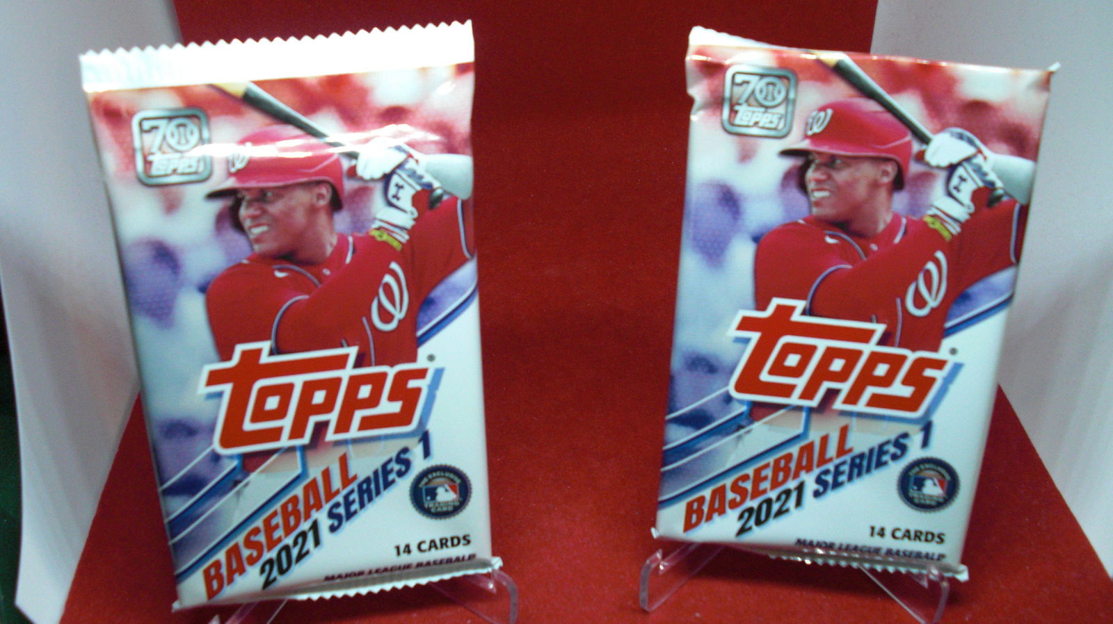 lot of 2 unopened baseball packs (1 of 1)