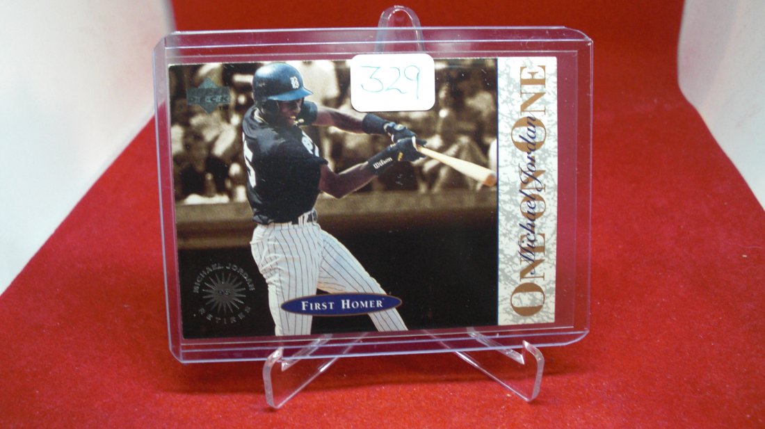 Michael Jordan Baseball Card: Michael Jordan Baseball Card