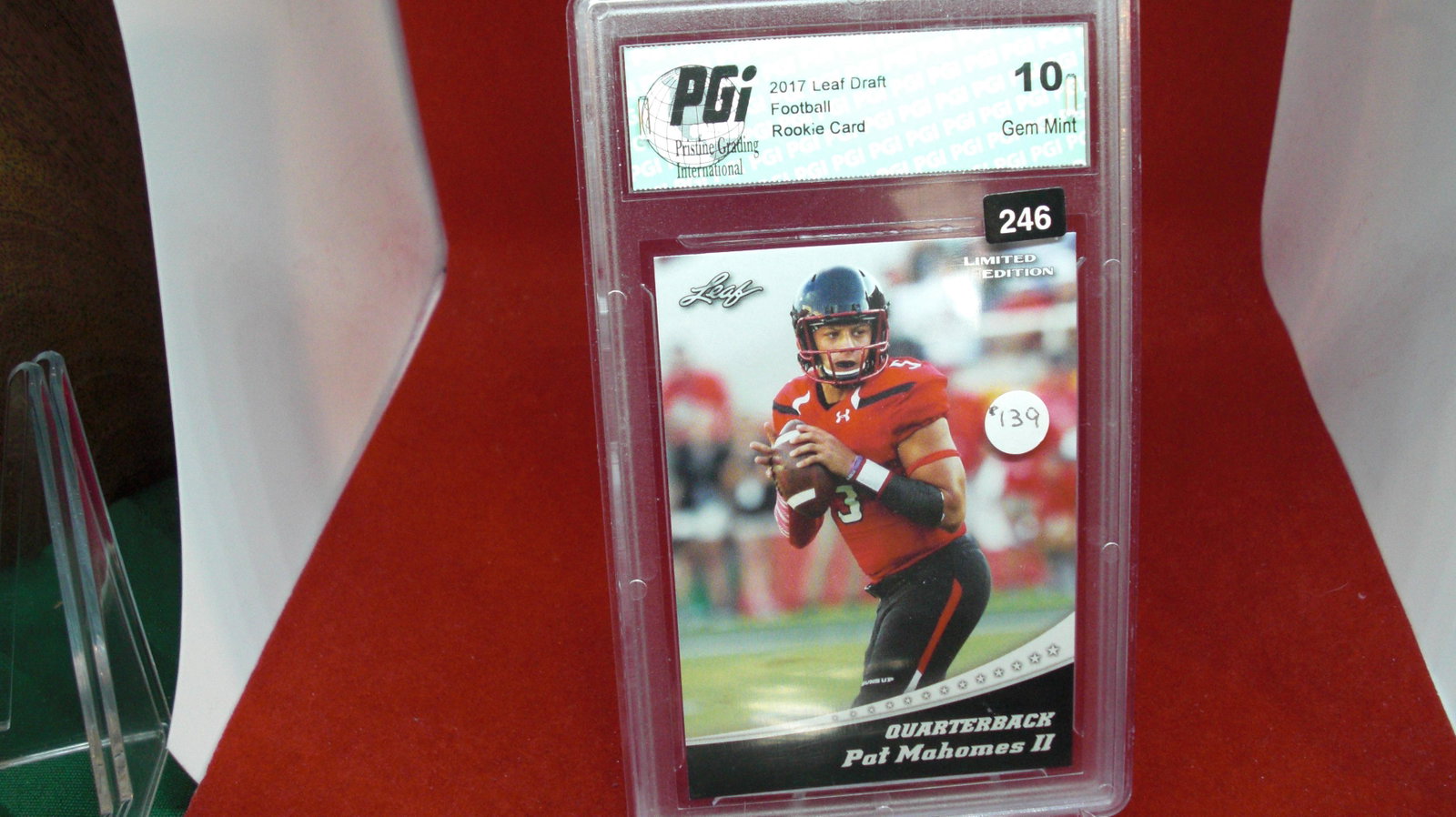 pgi graded 2017 rookie pat mahomes mint 10: nice graded card