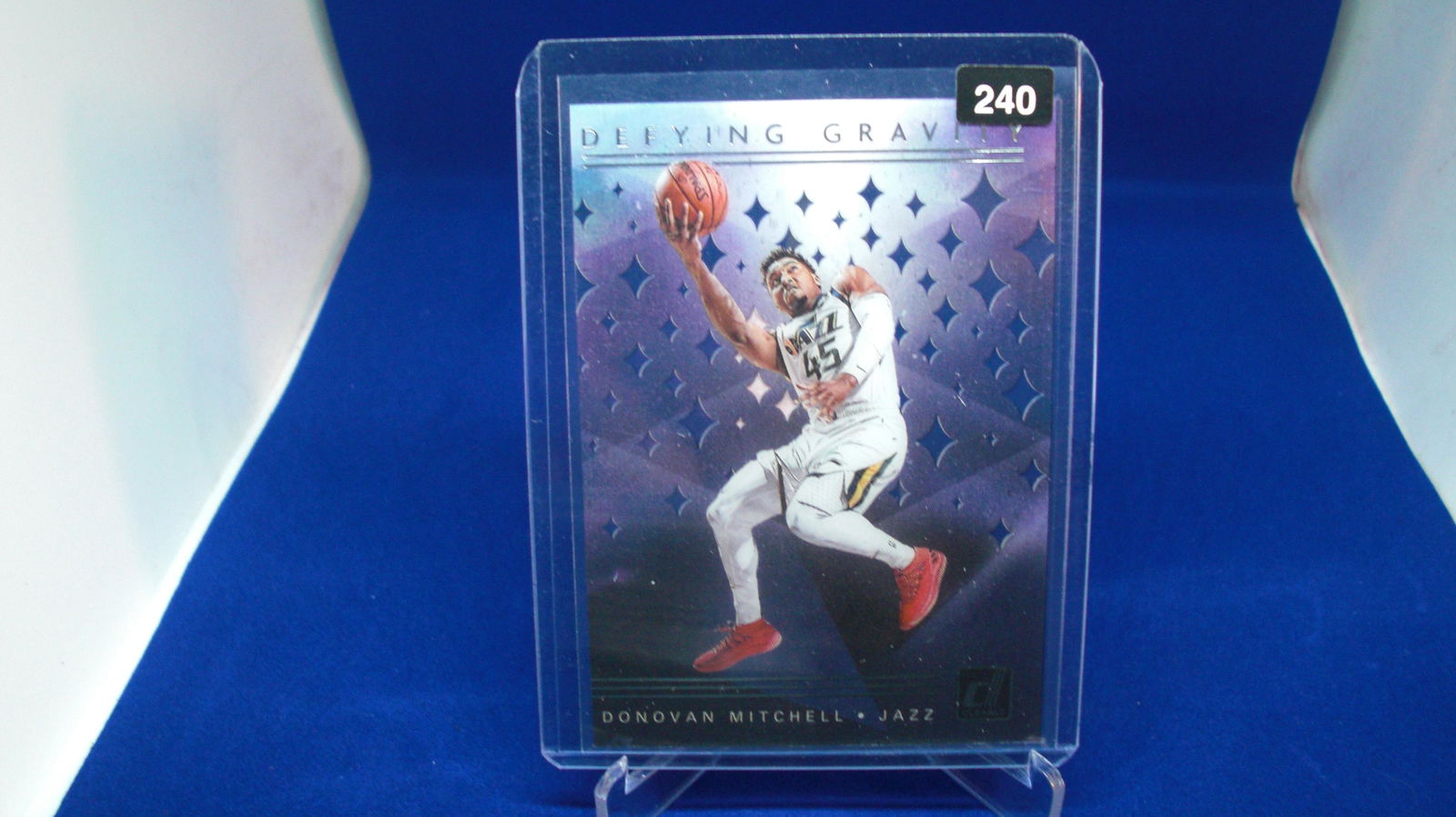 donovan mitchell defying gravity (1 of 1)