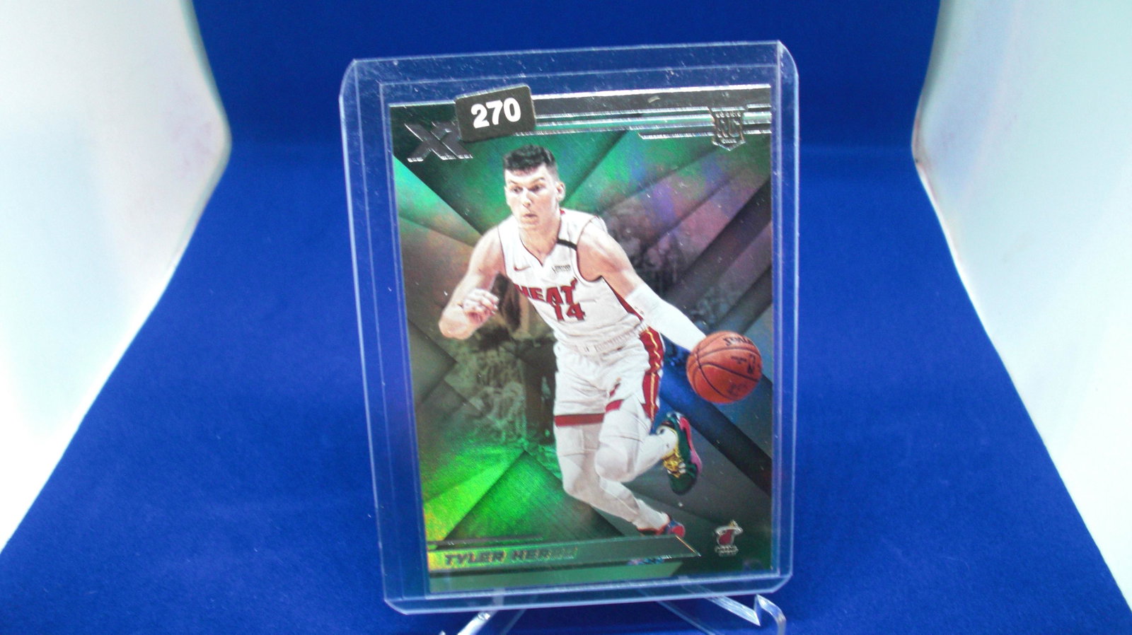 tyler herro rookie: in top loader