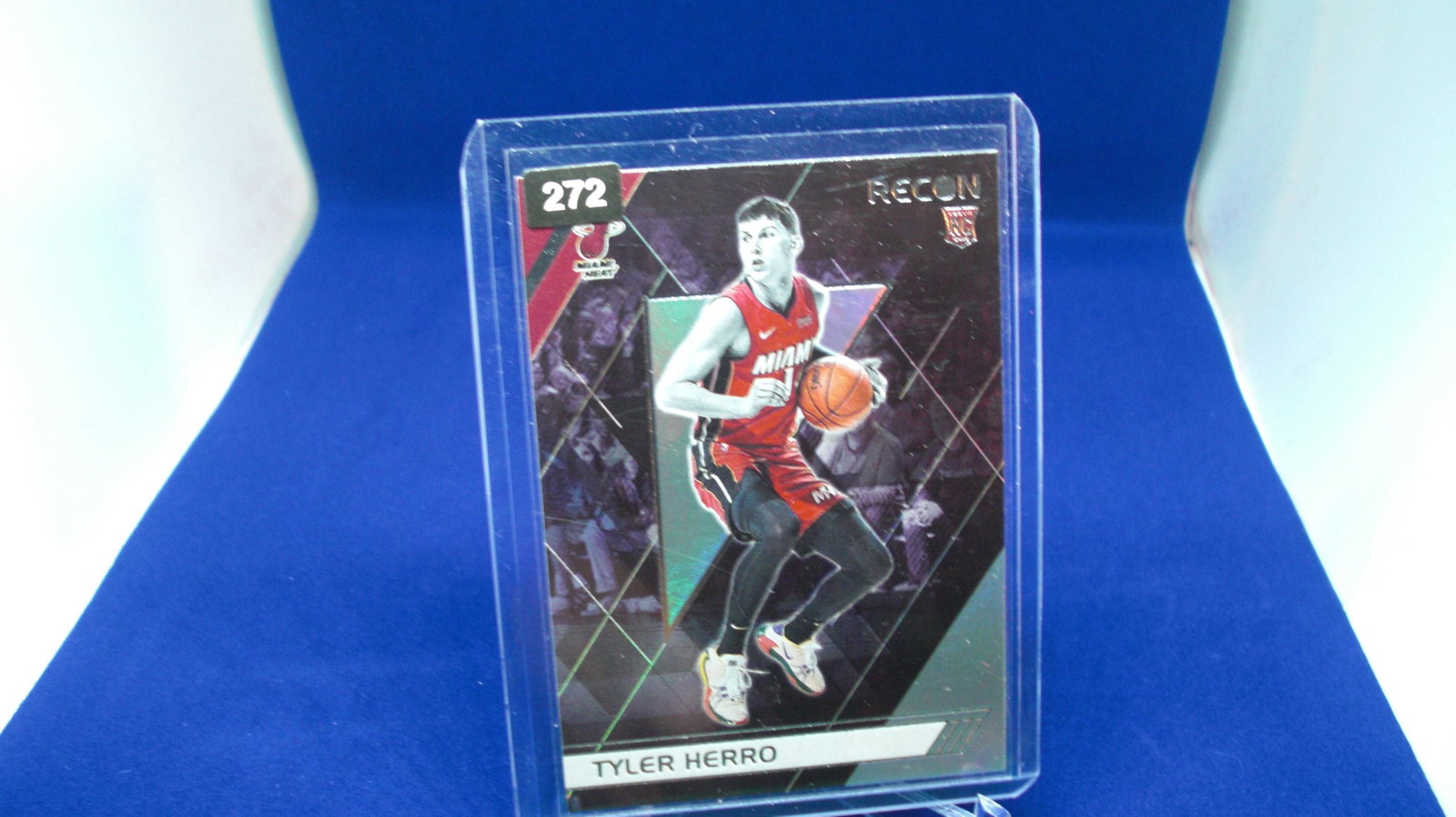 tyler herro rookie recon: in top loader