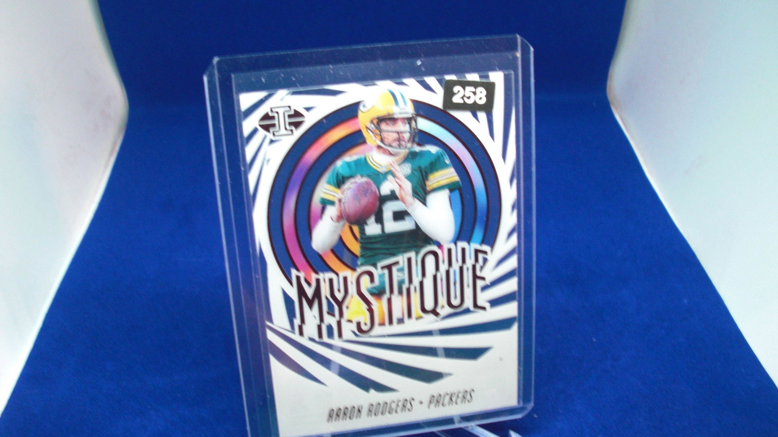 aaron rodgers mystique #21/50: in top loader