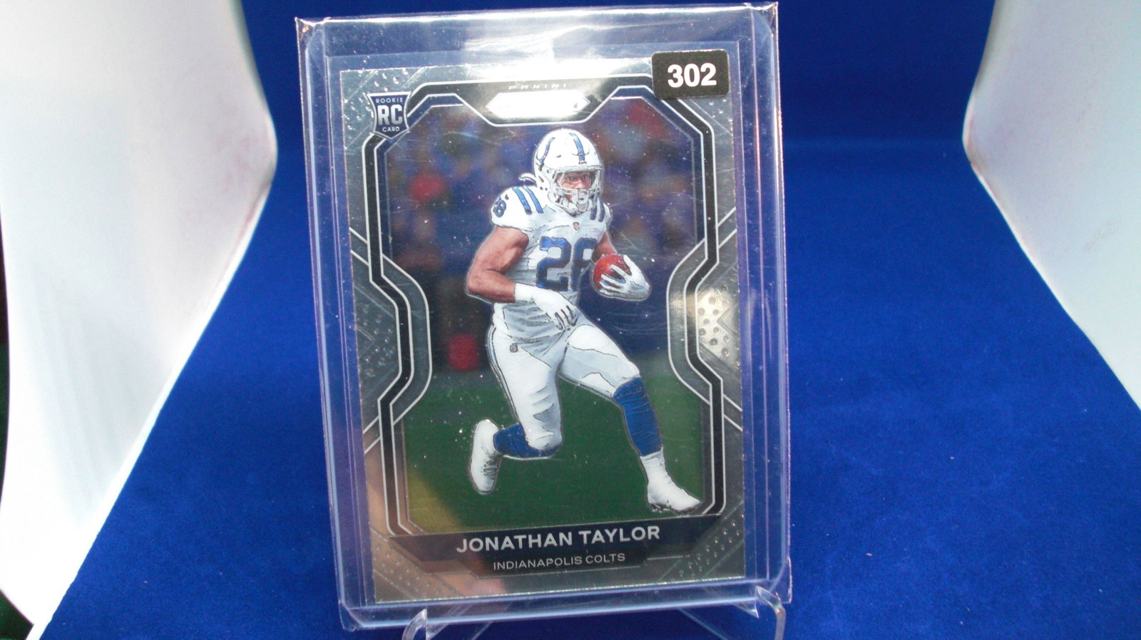 jonathan taylor rookie prizm: in top loader
