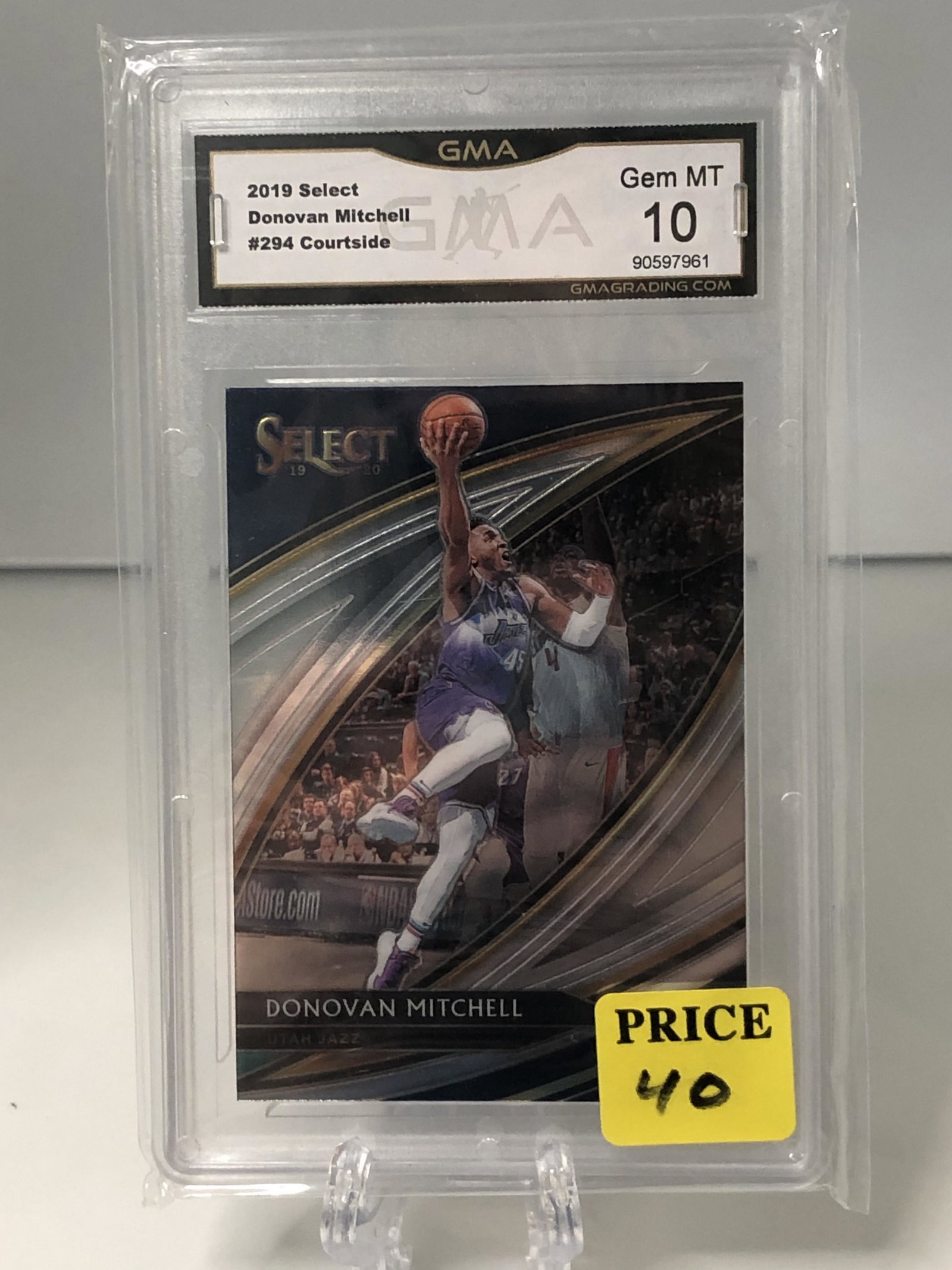 Donovan Mitchell Select Courtside GMA 10 (1 of 1)