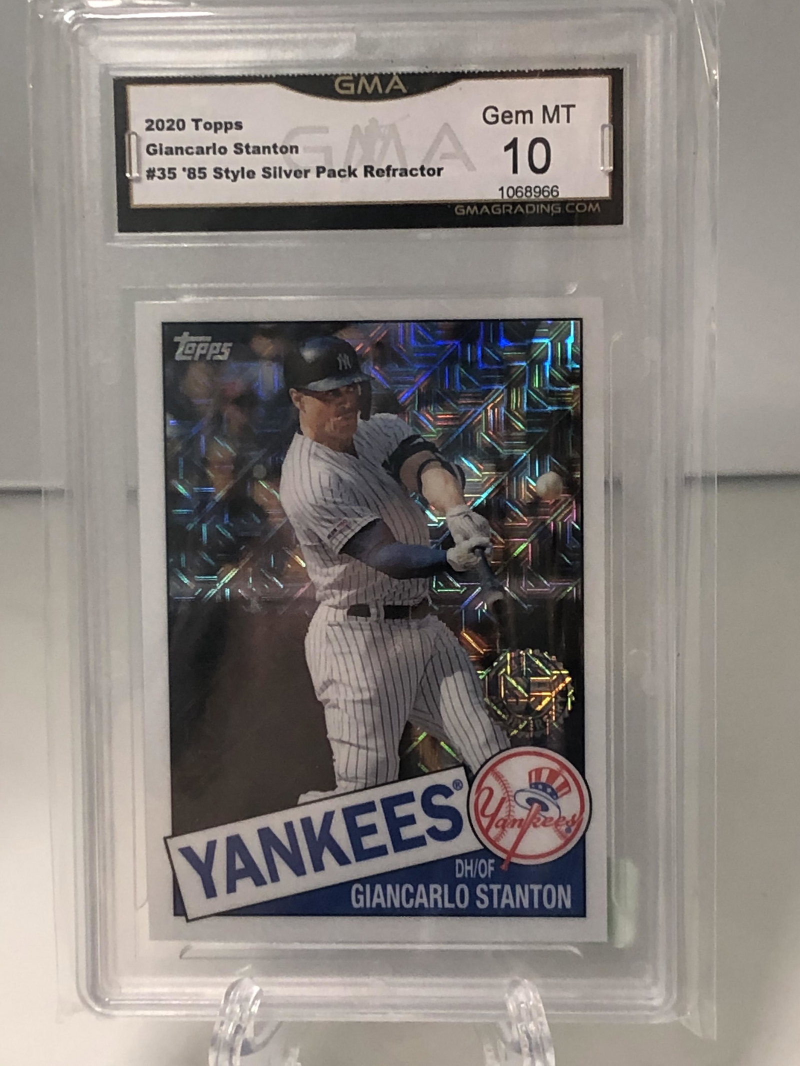 Giancarlo Stanton Topps '85 Style Silver Pack Refractor (1 of 1)