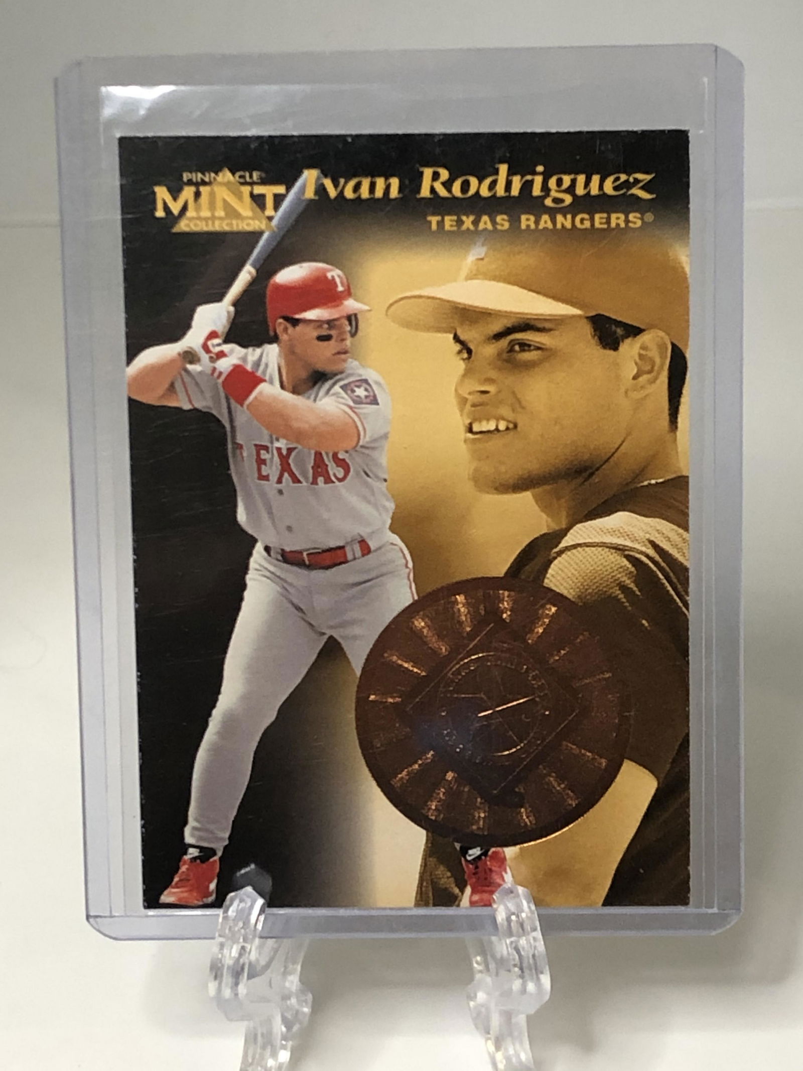 Ivan Rodriguez Relic Baseball Card (1 of 1)