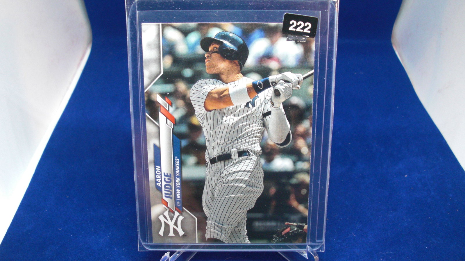 aaron judge: in top loader