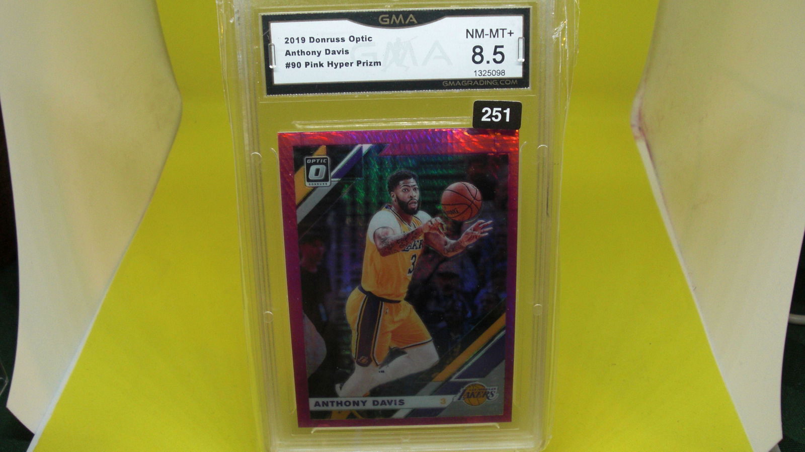 gma graded 2019 anthony davis pink hyper prizm mint 8.5 (1 of 1)