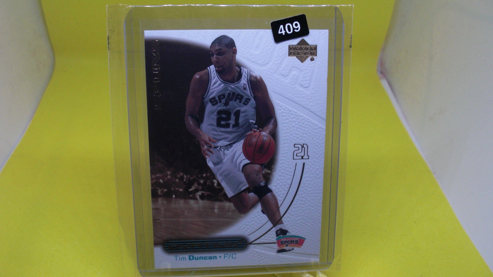 tim duncan: in top loader