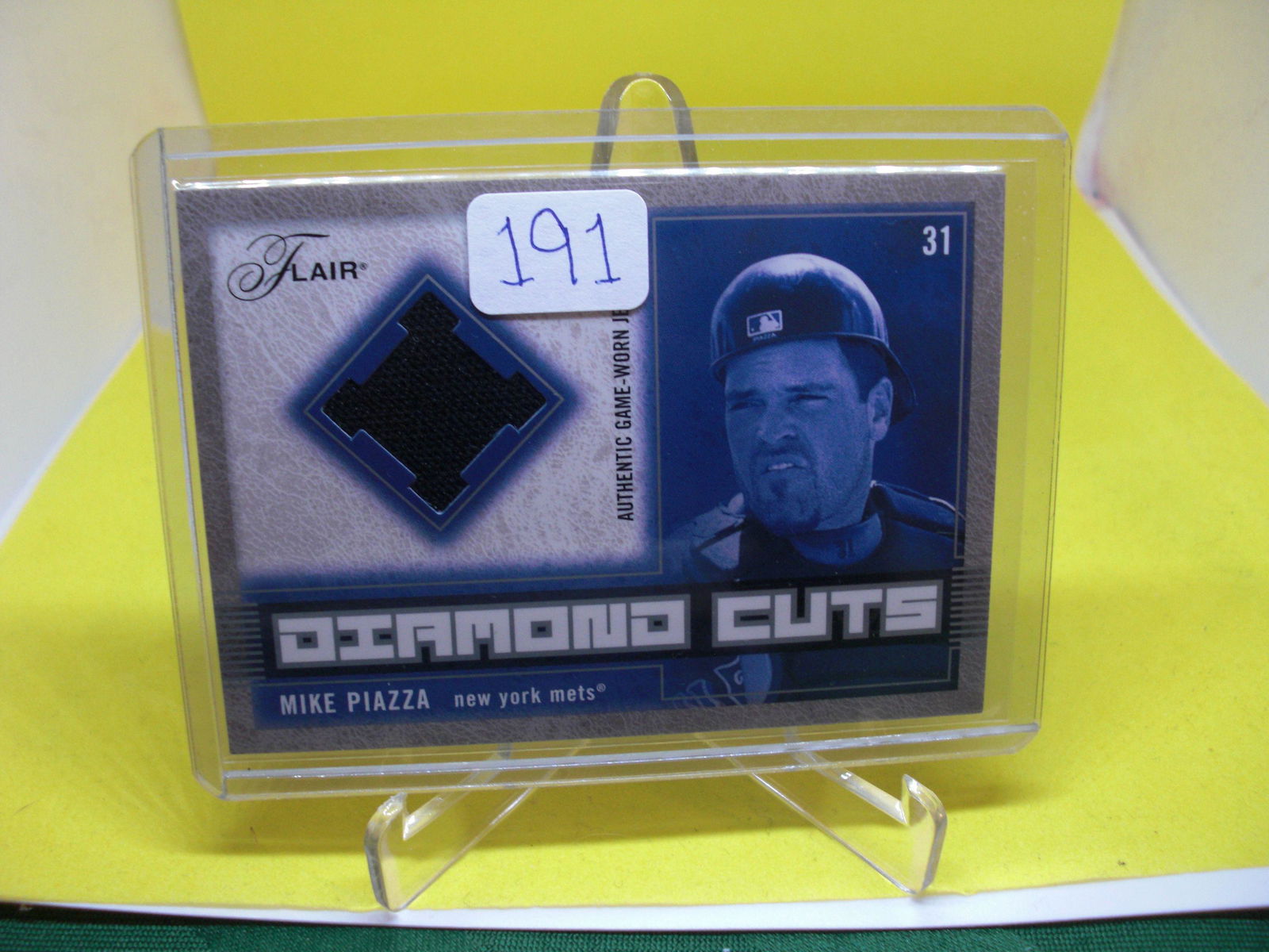 Mike Piazza Patch (1 of 1)