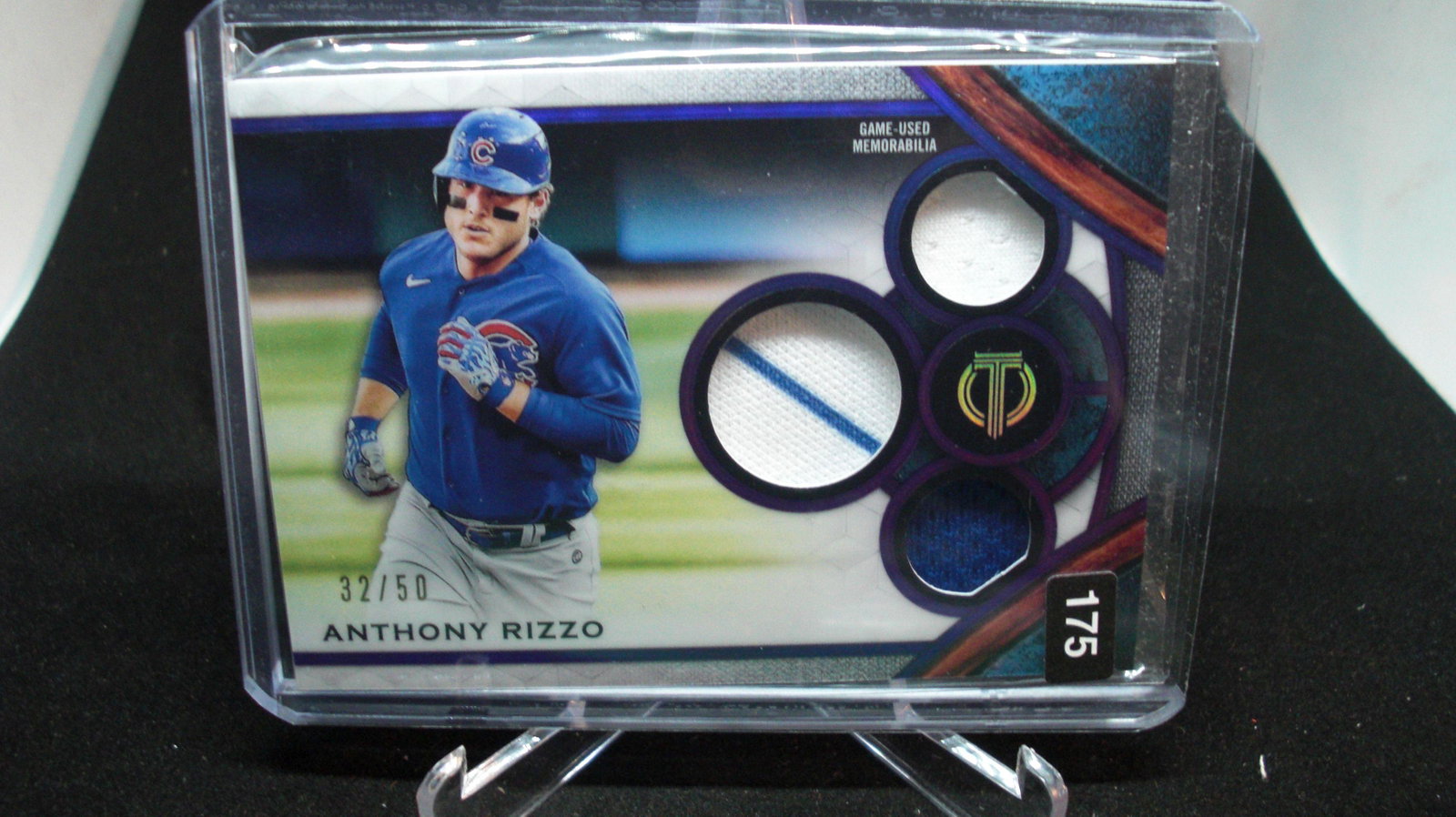 anthony rizzo jersey #32/50: in top loader
