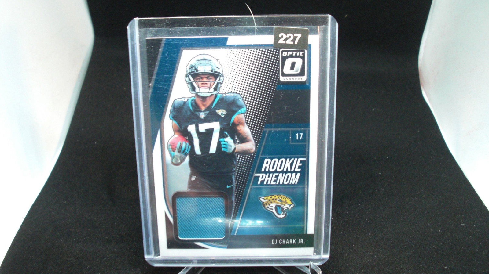 dj clark jr optic rookie jersey: in top loader
