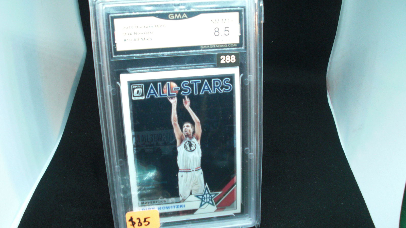 gma graded 2019 dirk nowitzki mint 8.5 (1 of 1)