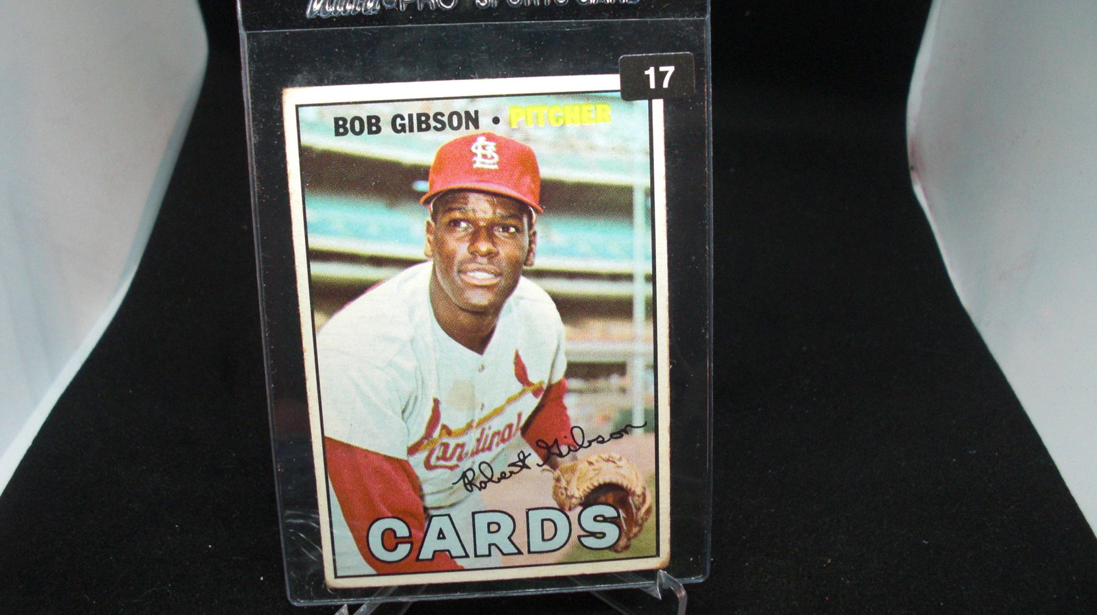 bob gibson no.210: in top loader