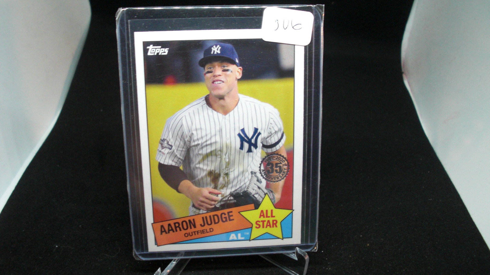 aaron judge all star: in top loader