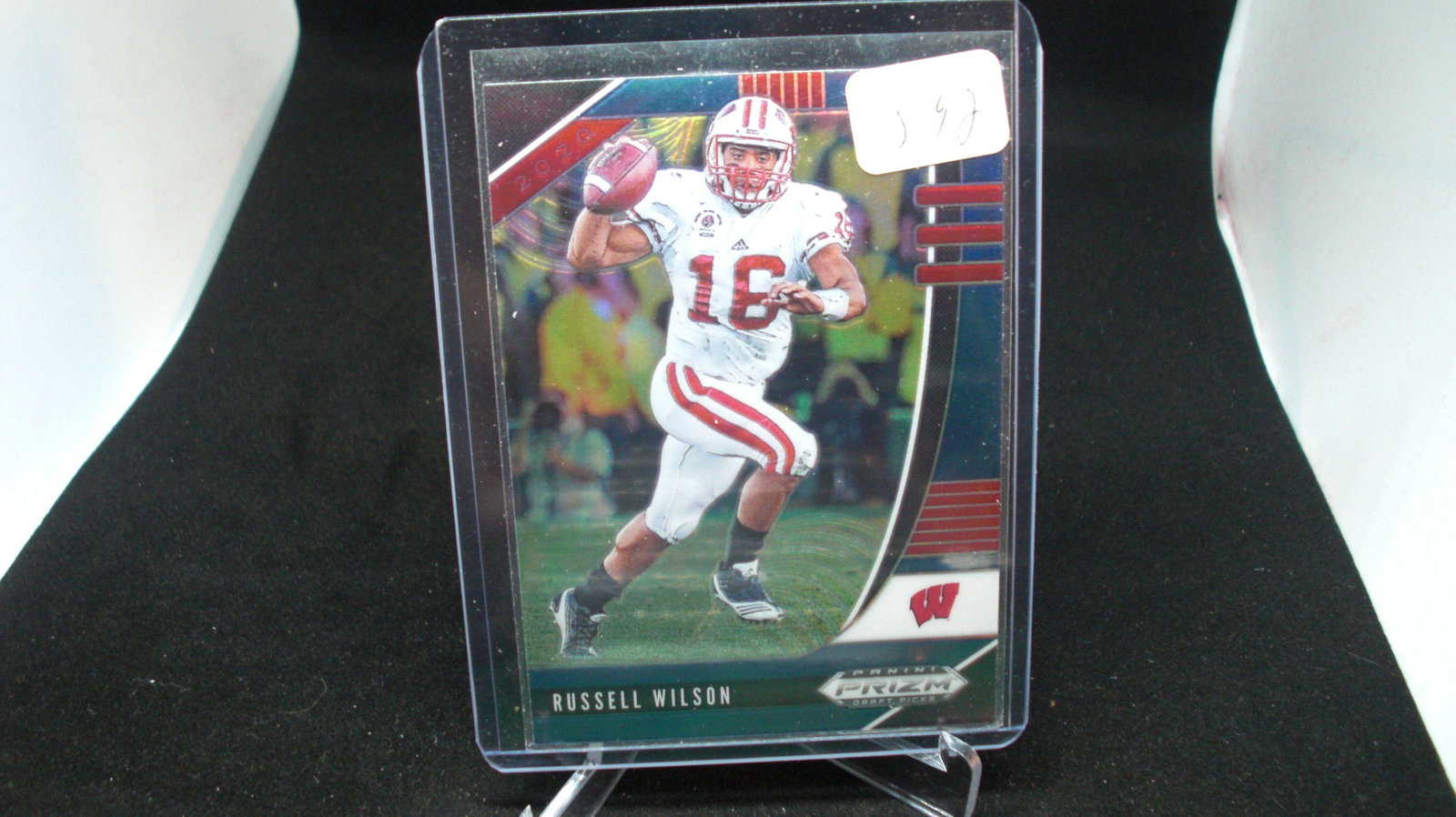 russell wilson blue prizm: in top loader
