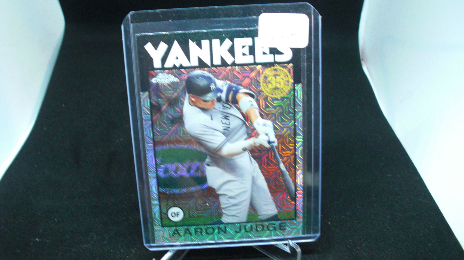aaron judge topps chrome: in top loader