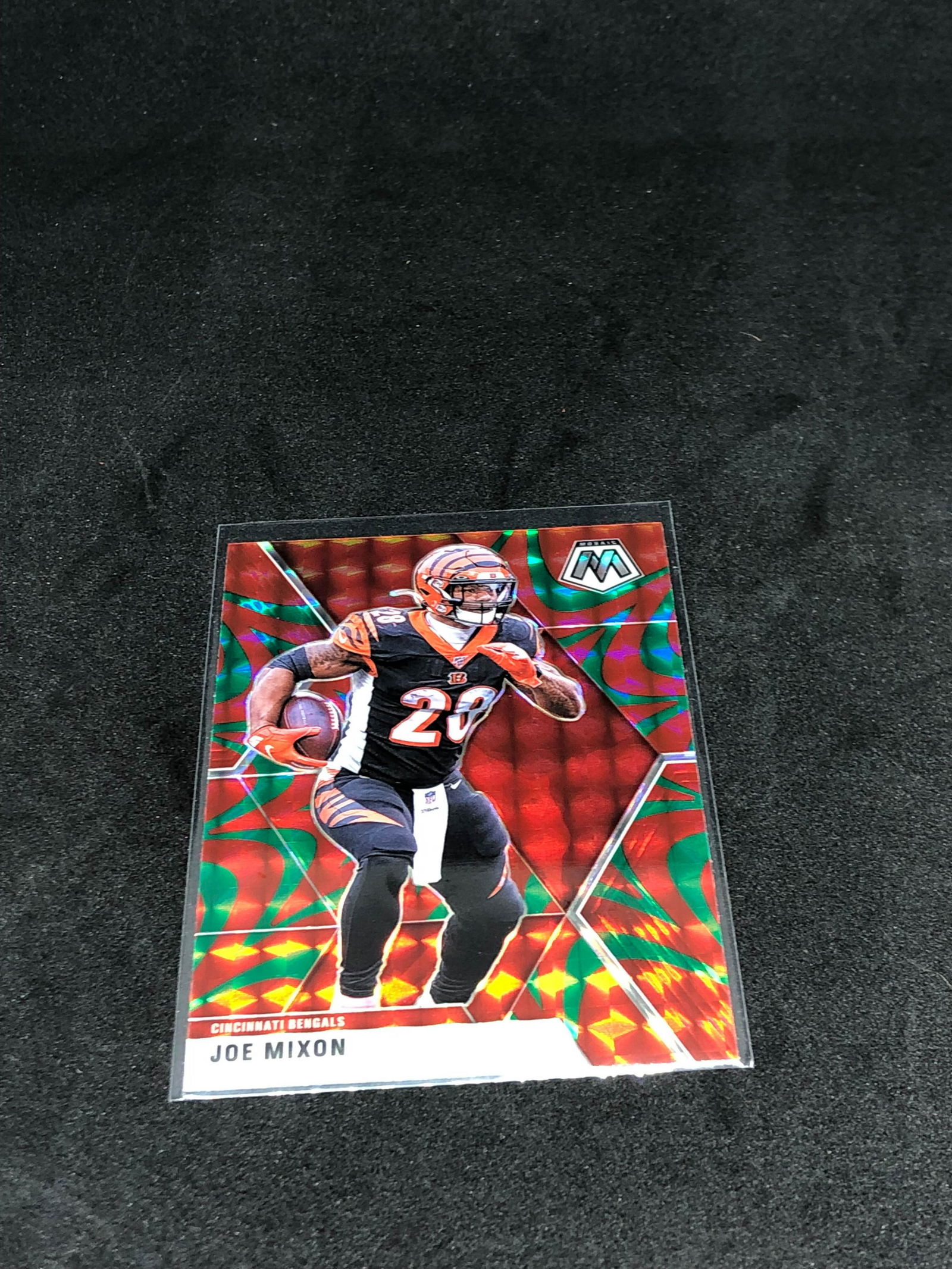 Joe Mixon Panini Mosaic Refractor (1 of 1)