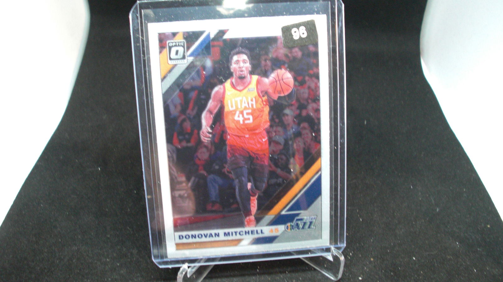 DONOVAN MITCHELL CARD (1 of 1)