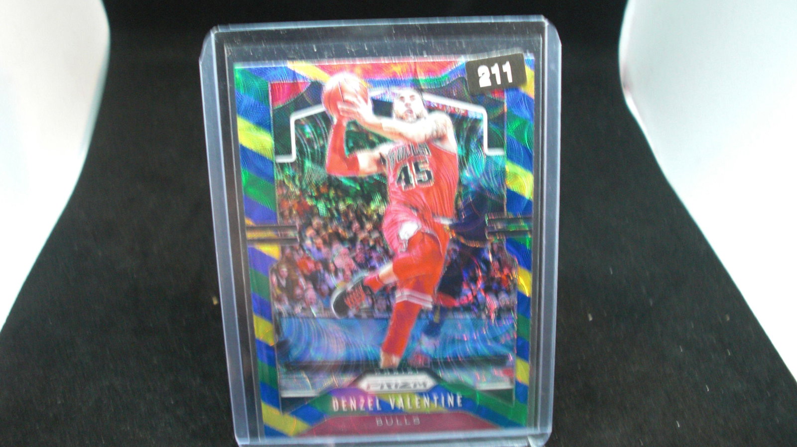 DENZEL VALENTINE SCOPE PRIZM SP: in top loader