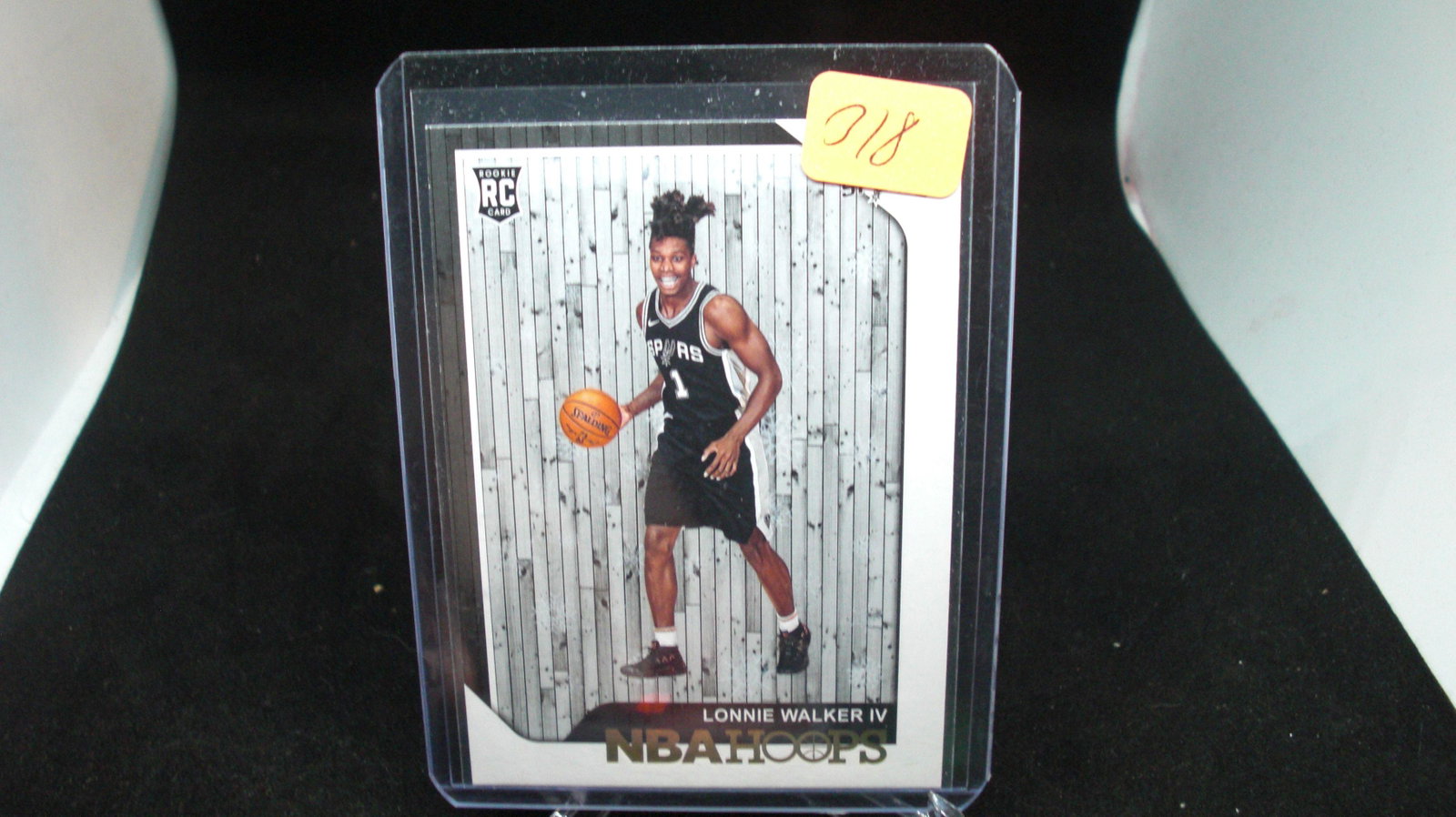 LONNIE WALKER IV ROOKIE CARD: in top loader