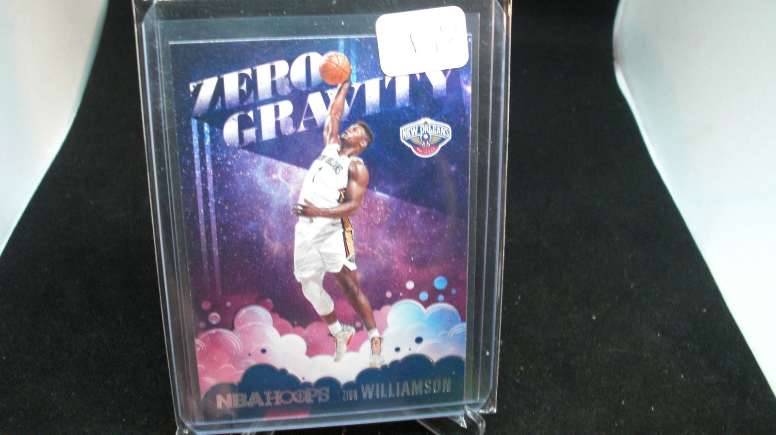 ZION WILLIAMSON ZERO GRAVITY INSERT (1 of 1)
