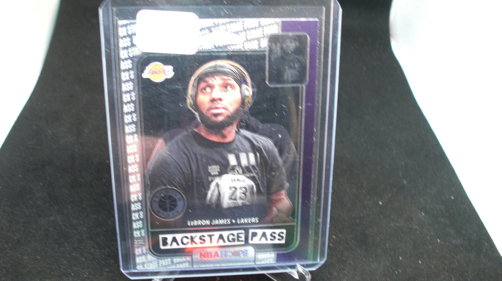 LEBRON JAMES BACKSTAGE PASS INSERT CARD (1 of 1)