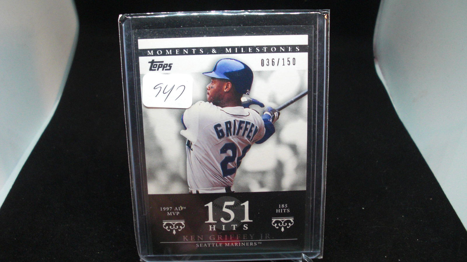 KEN GRIFFEY JR INSERT CARD (1 of 1)