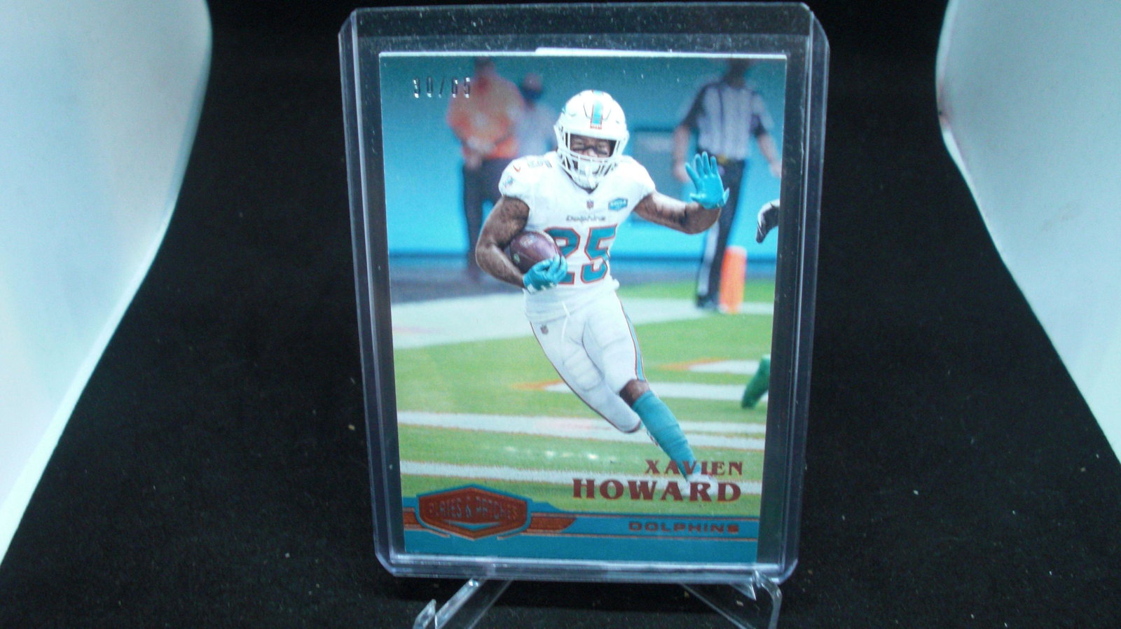 xavier howard sp rookie card 30/65: in top loader