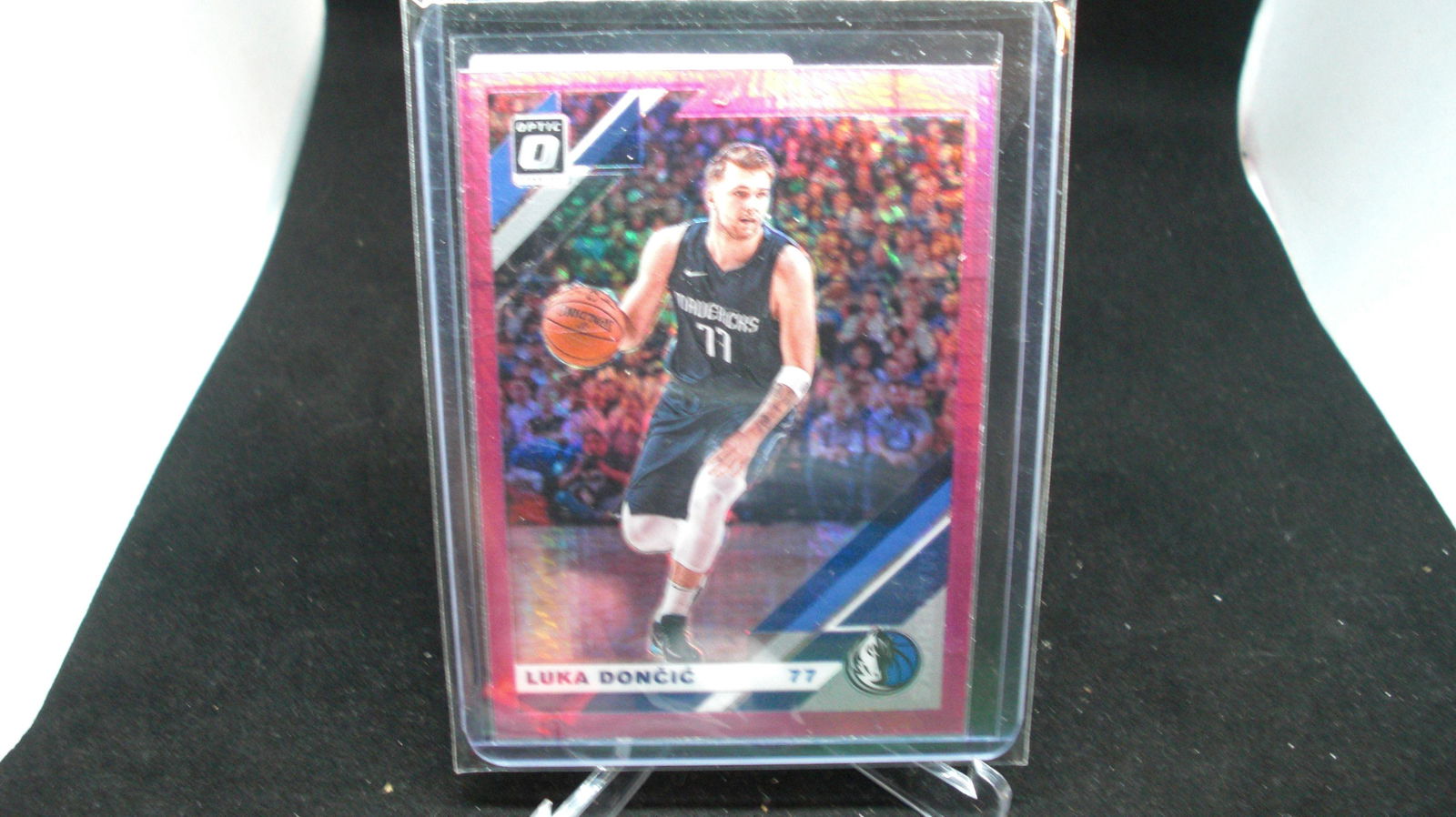luka doncic pink hyper prizm (1 of 1)