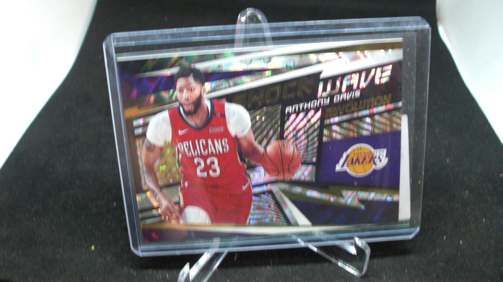 anthony davis shock wave insert (1 of 1)