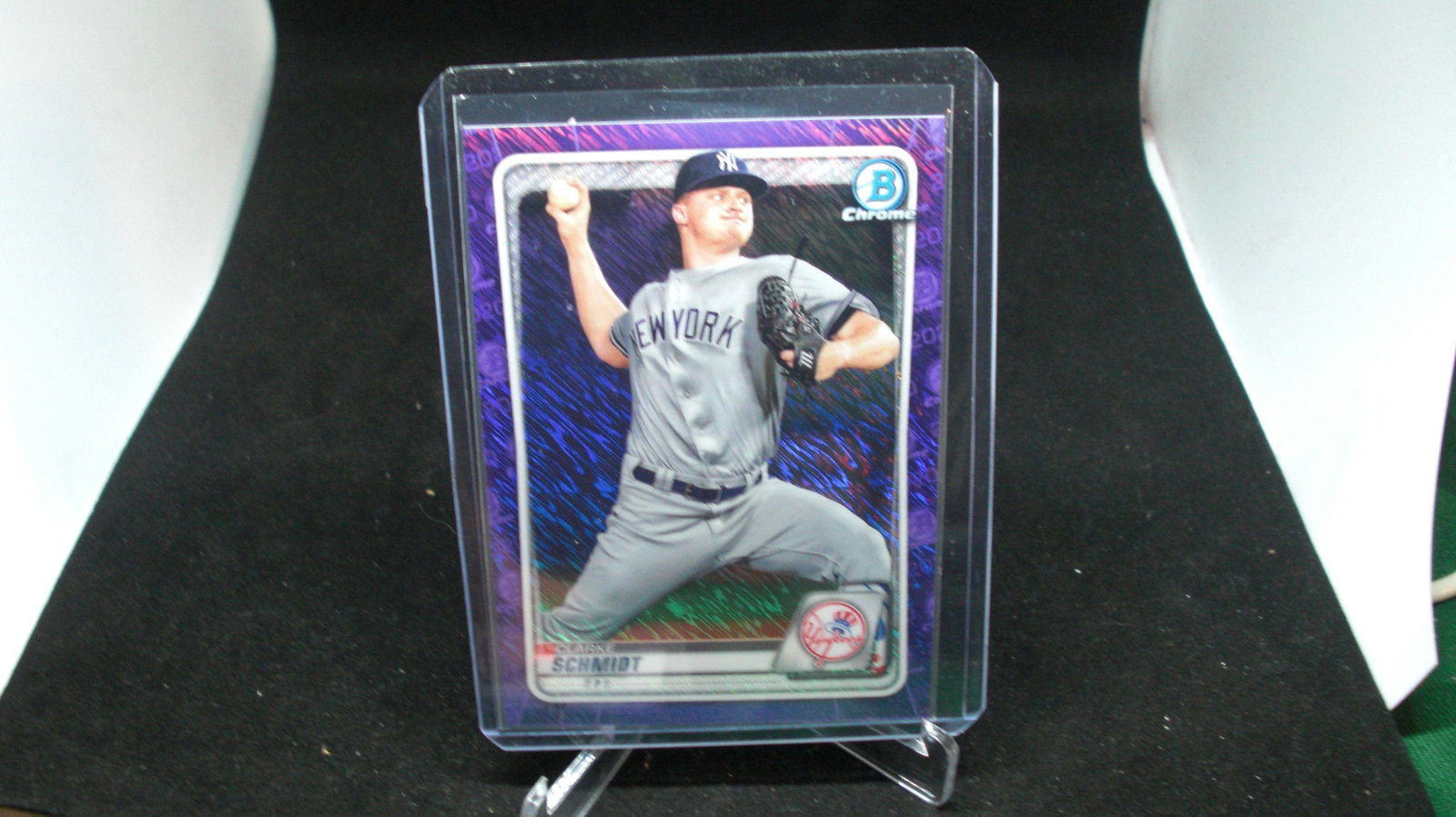 clarke schmidt purple sparkle: in top loader