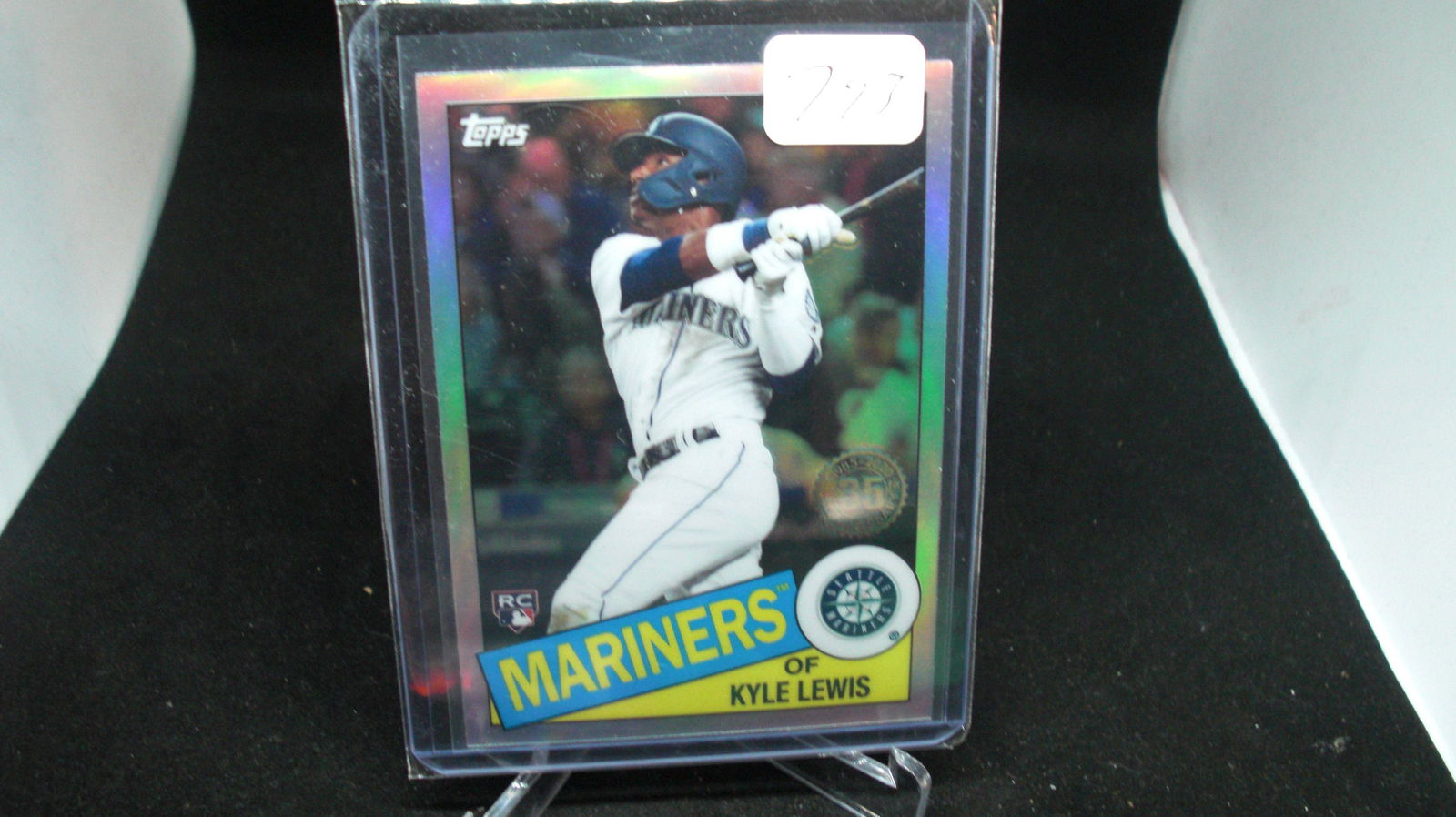 kyle lewis rookie card (1 of 1)