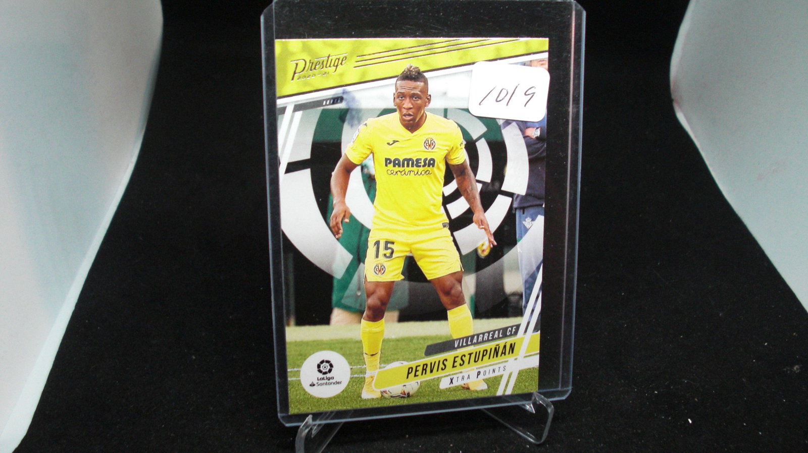 PERVIS ESTUPINAN SOCCER CARD: in top loader