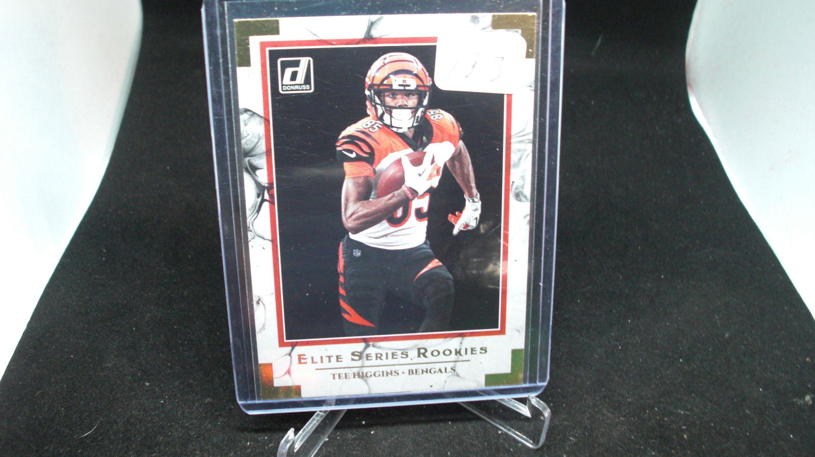 Tee Higgins elite series rookie card (1 of 1)