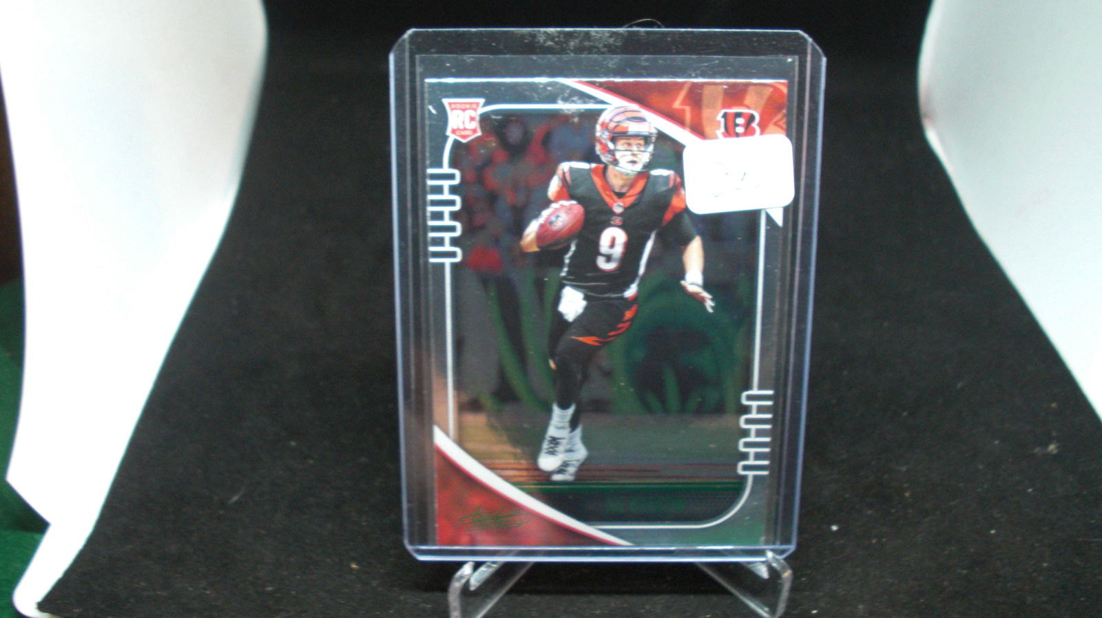 Joe Burrow Rookie Card green foil variation (1 of 1)