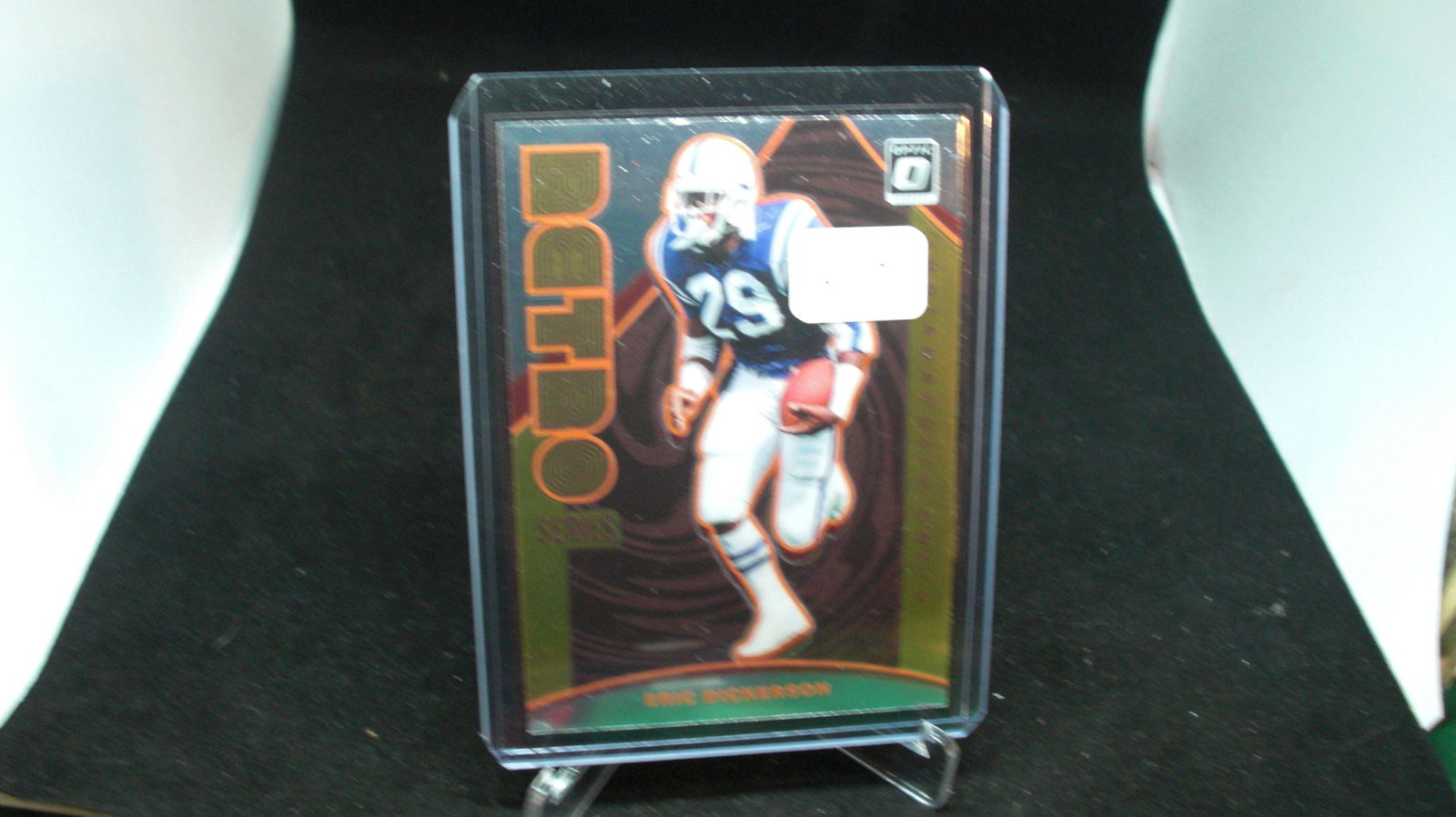 Eric Dickerson retro series: in top loader