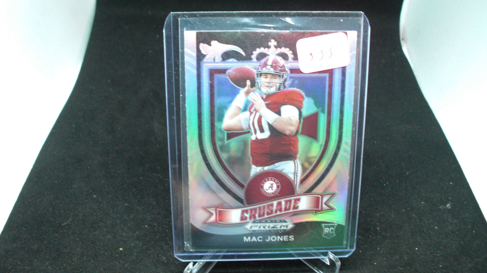 mac Jones crusade silver prizm: in top loader