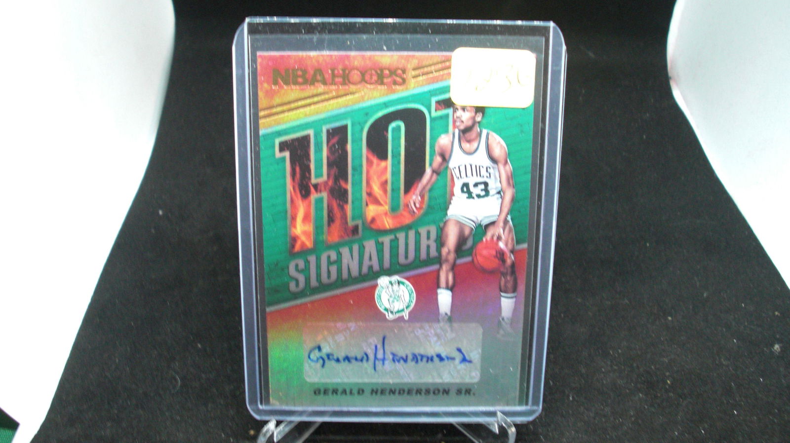 Gerald Henderson senior hot signatures (1 of 1)