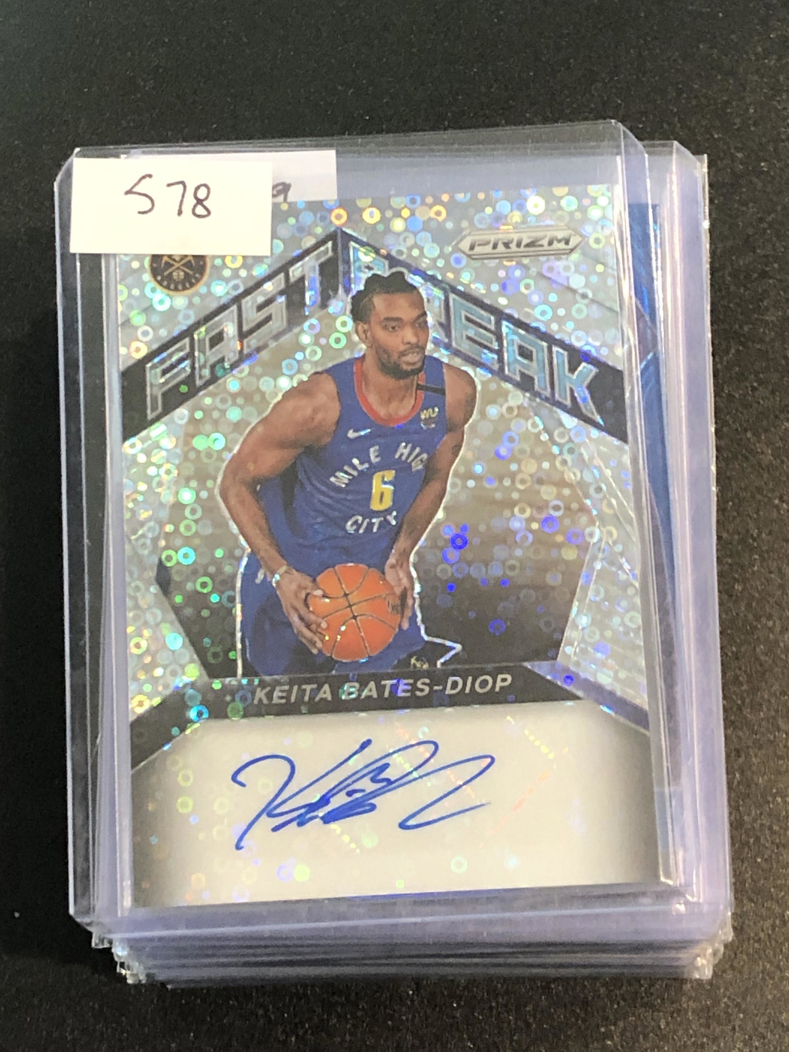 Keita Bates-Diop holo auto: Keita Bates-Diop holo auto