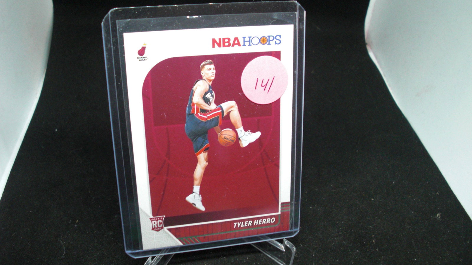 Tyler herro rookie card: in top loader
