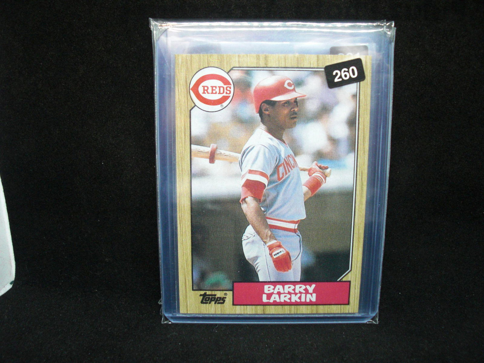Barry Larkin rookie card (1 of 1)