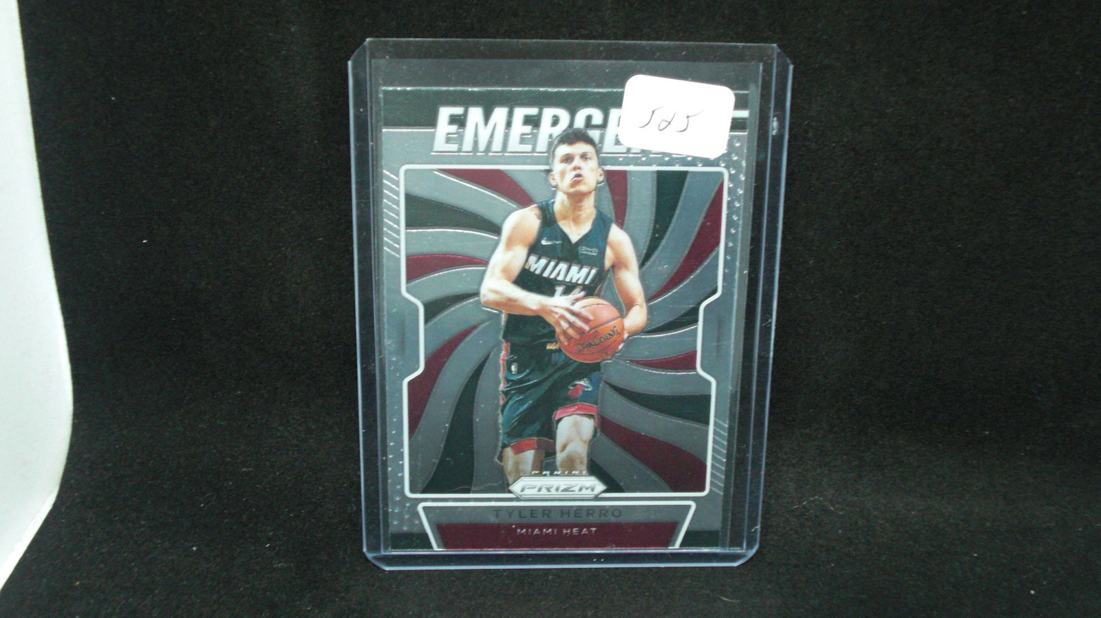 Tyler herro immergent rookie card: in top loader