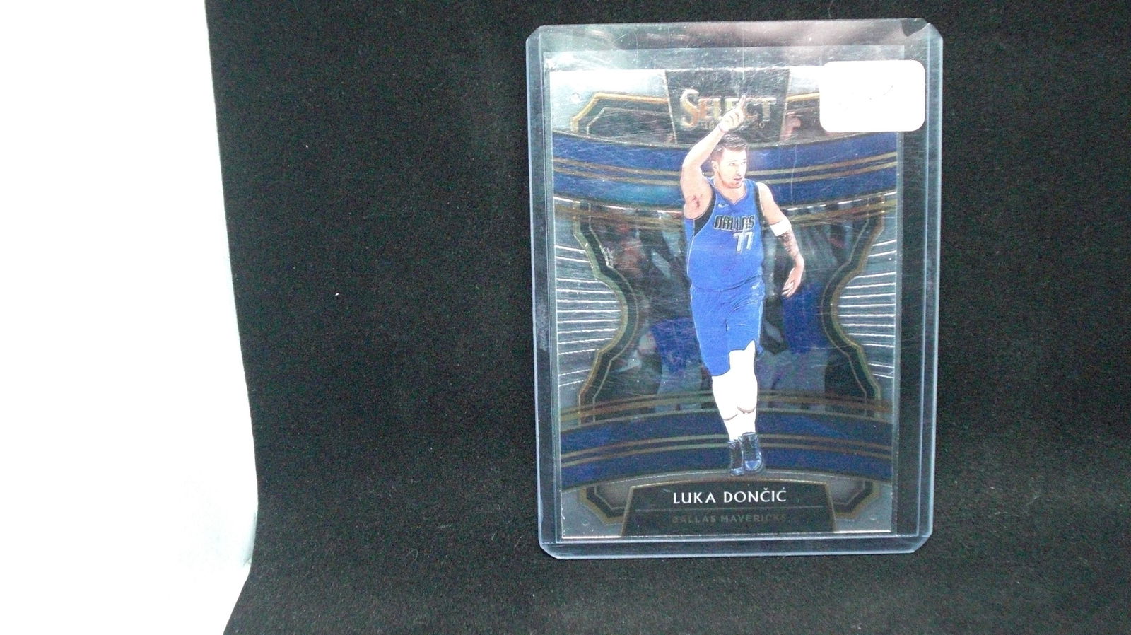 Luke doncic select concourse (1 of 1)