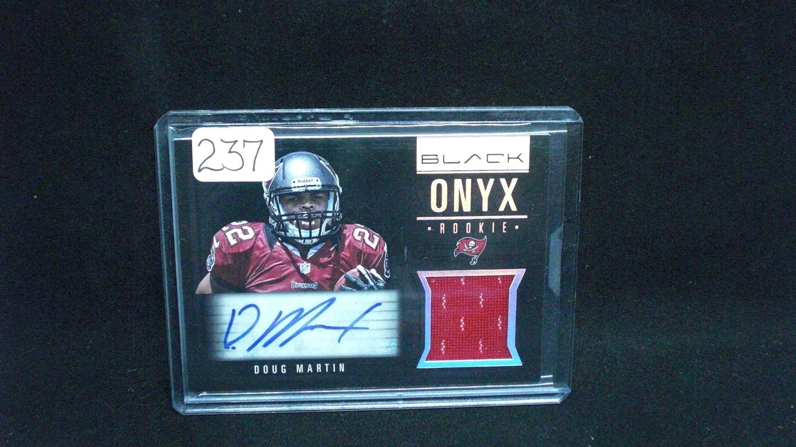 Doug Martin Rookie Sig Patch (1 of 1)